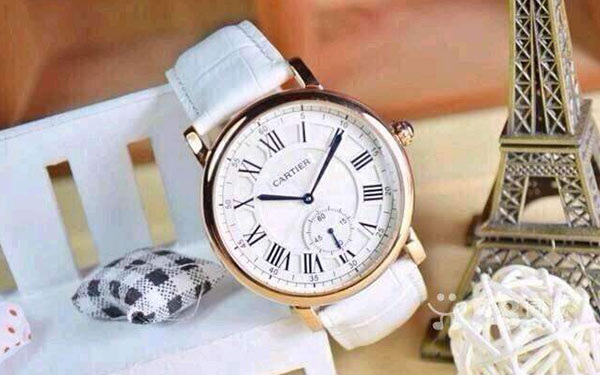 卡地亞手表進水應(yīng)該如何處理（手表進水）