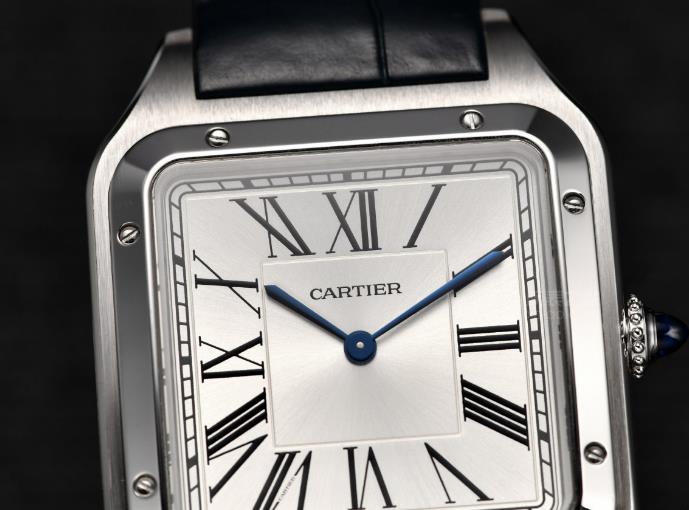 卡地亞于經(jīng)典之上，探索男人腕間的簡(jiǎn)約風(fēng)范?。▓D）