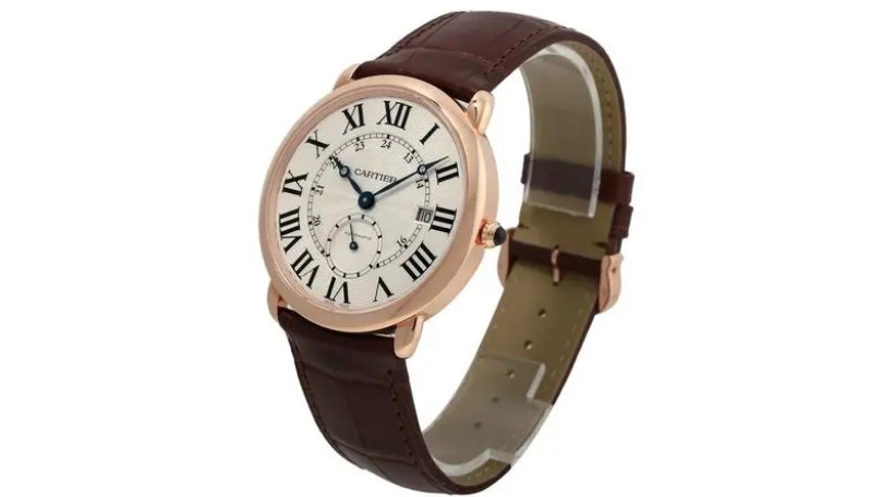 卡地亞手表表芯內(nèi)出現(xiàn)銹斑該如何維修？