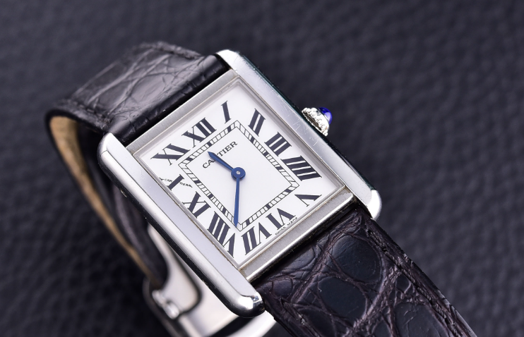 卡地亞星辰守護(hù)：手表進(jìn)水后的智慧處理