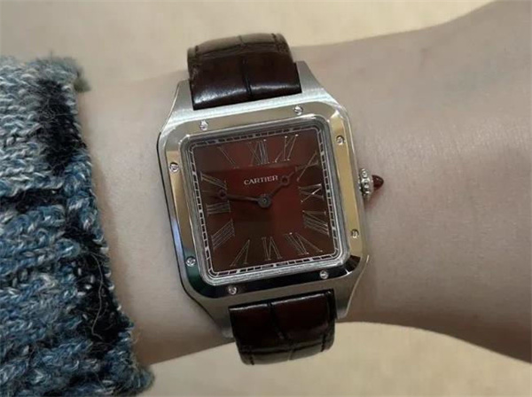 卡地亞手表進(jìn)水了如何解決（圖）